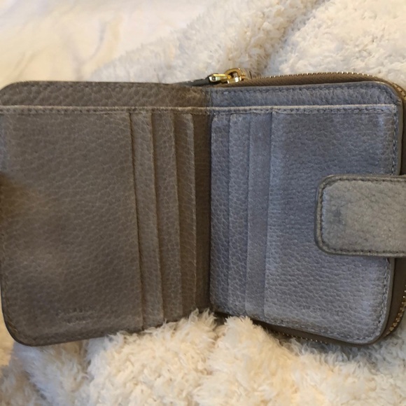 Authentic Prada Wallet - Picture 4 of 8